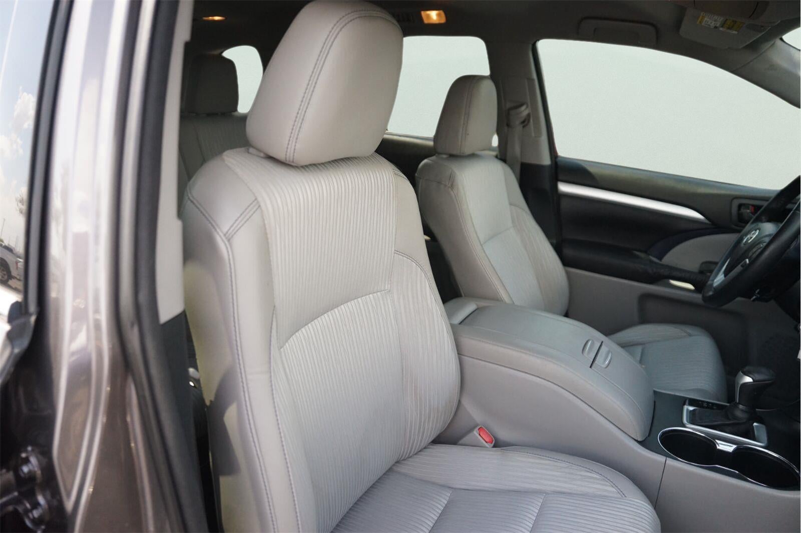 2015 Toyota Highlander LE Plus