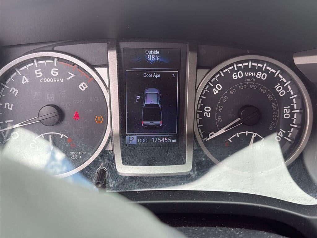 2017 Toyota Tacoma SR5 V6