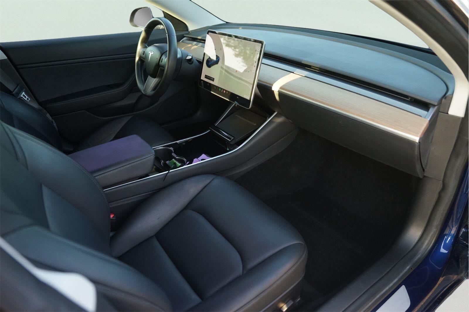 2018 Tesla Model 3 Base