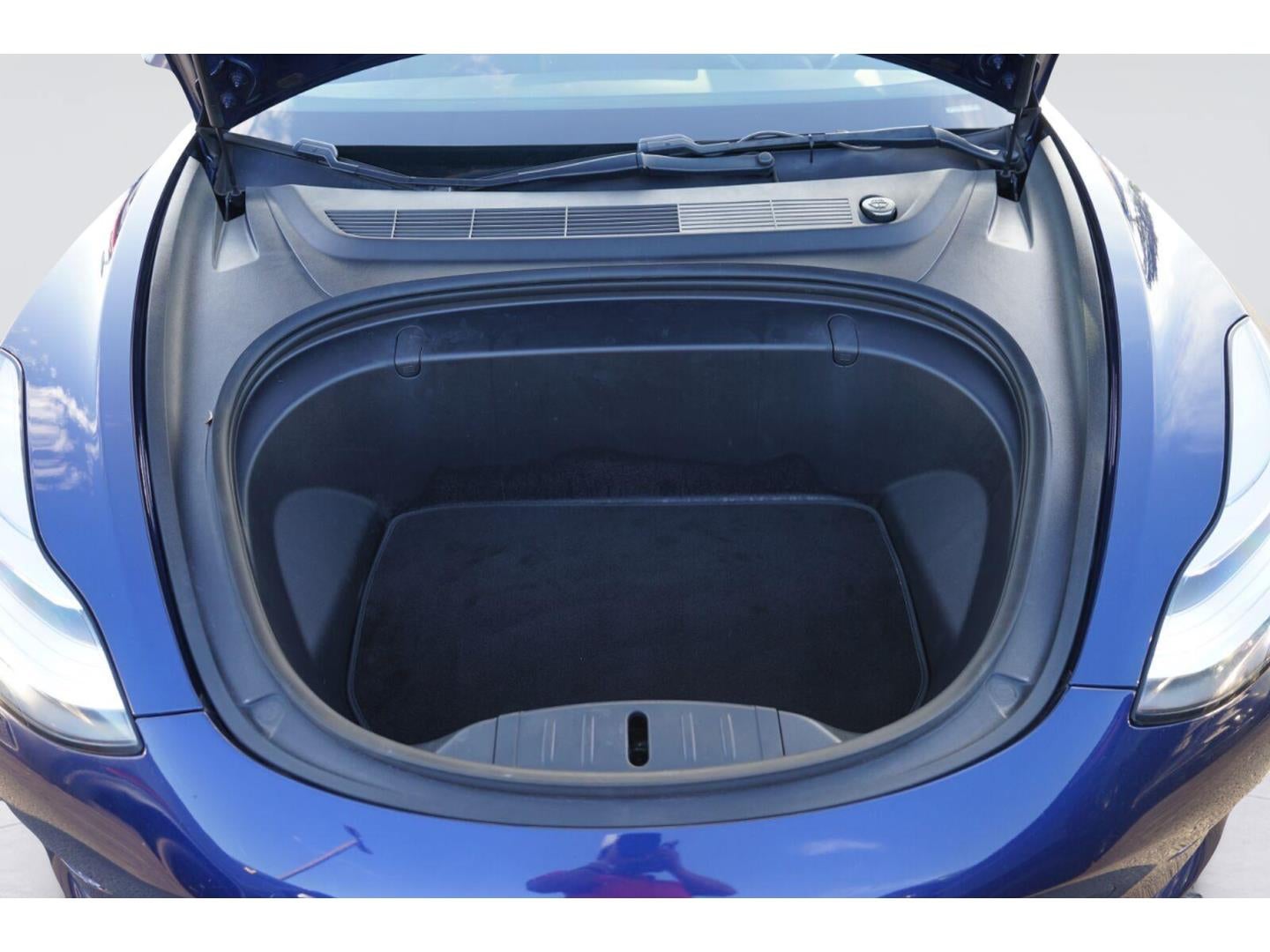 2018 Tesla Model 3 Base