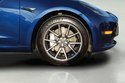 2018 Tesla Model 3 Base