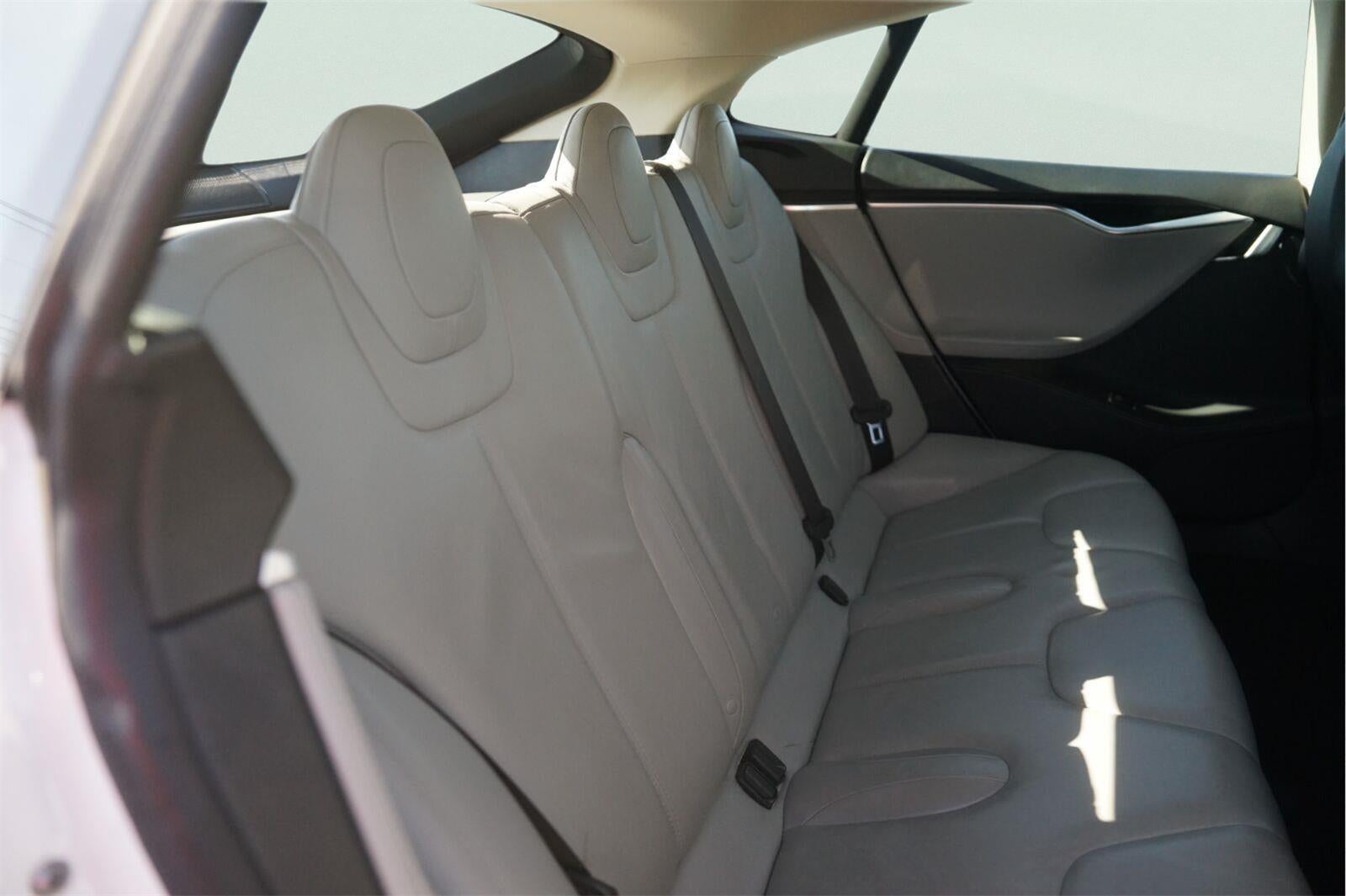 2014 Tesla Model S Base