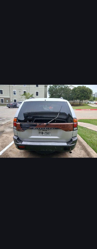 2003 Mitsubishi MONTERO SPORT XLS