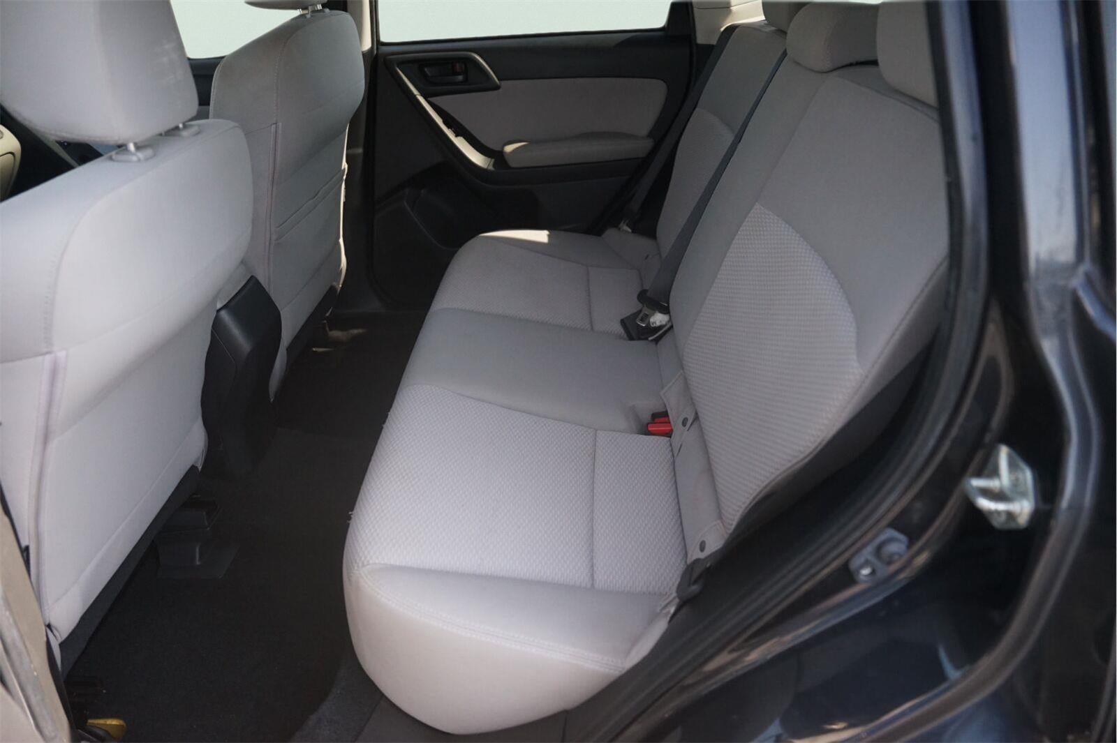 2016 Subaru Forester 2.5i