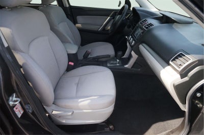 2016 Subaru Forester 2.5i