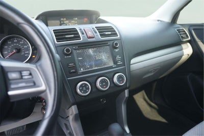 2016 Subaru Forester 2.5i
