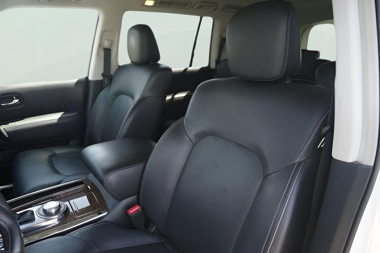 2017 INFINITI QX80 Base