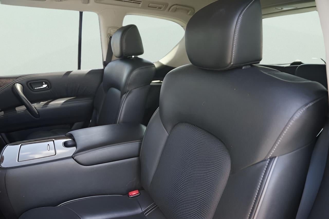 2017 INFINITI QX80 Base