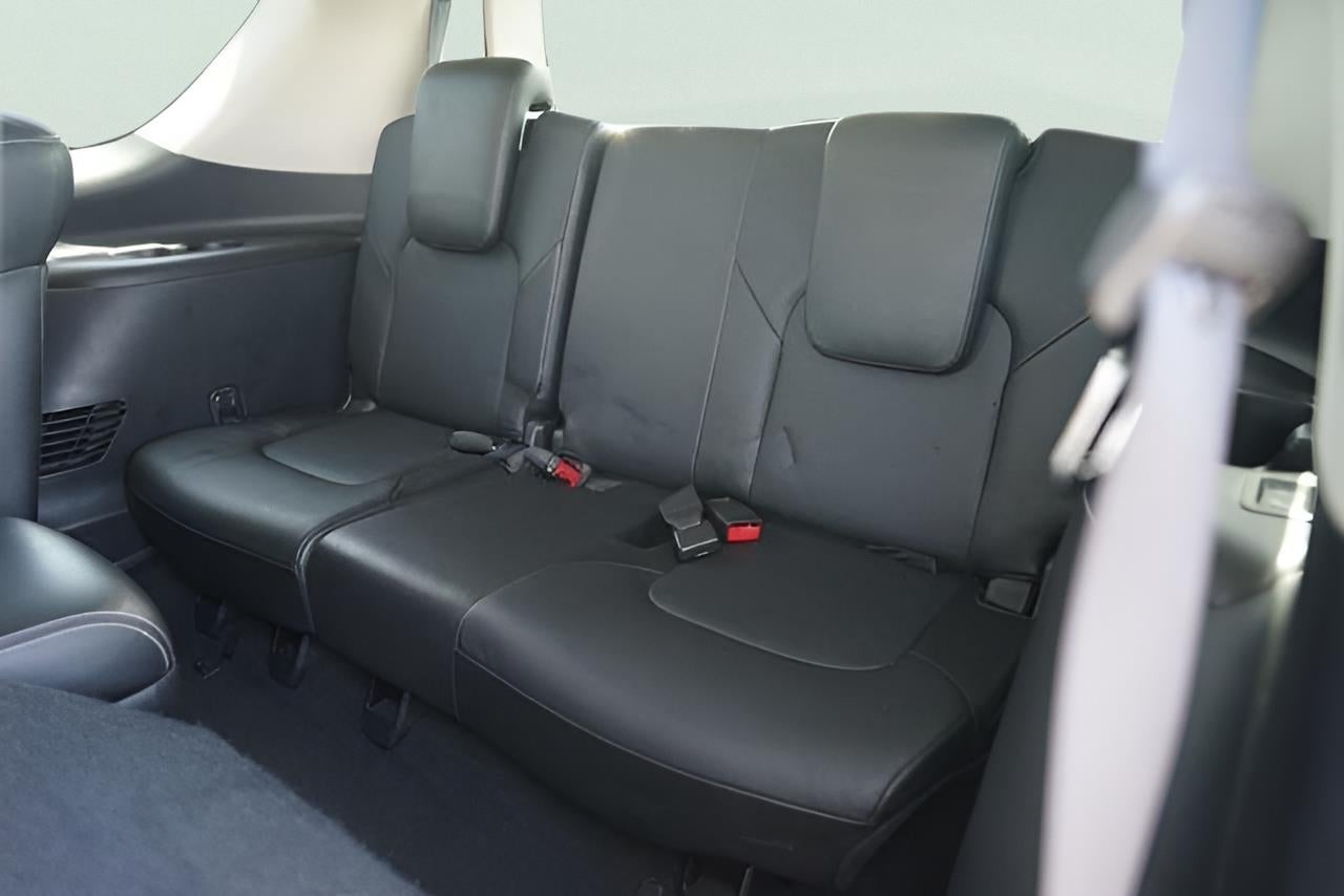 2017 INFINITI QX80 Base