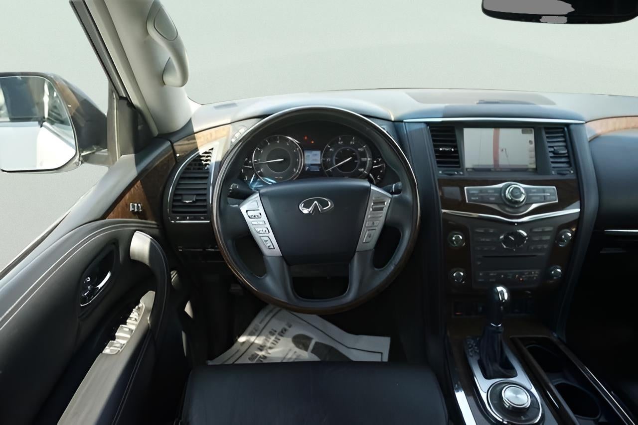 2017 INFINITI QX80 Base