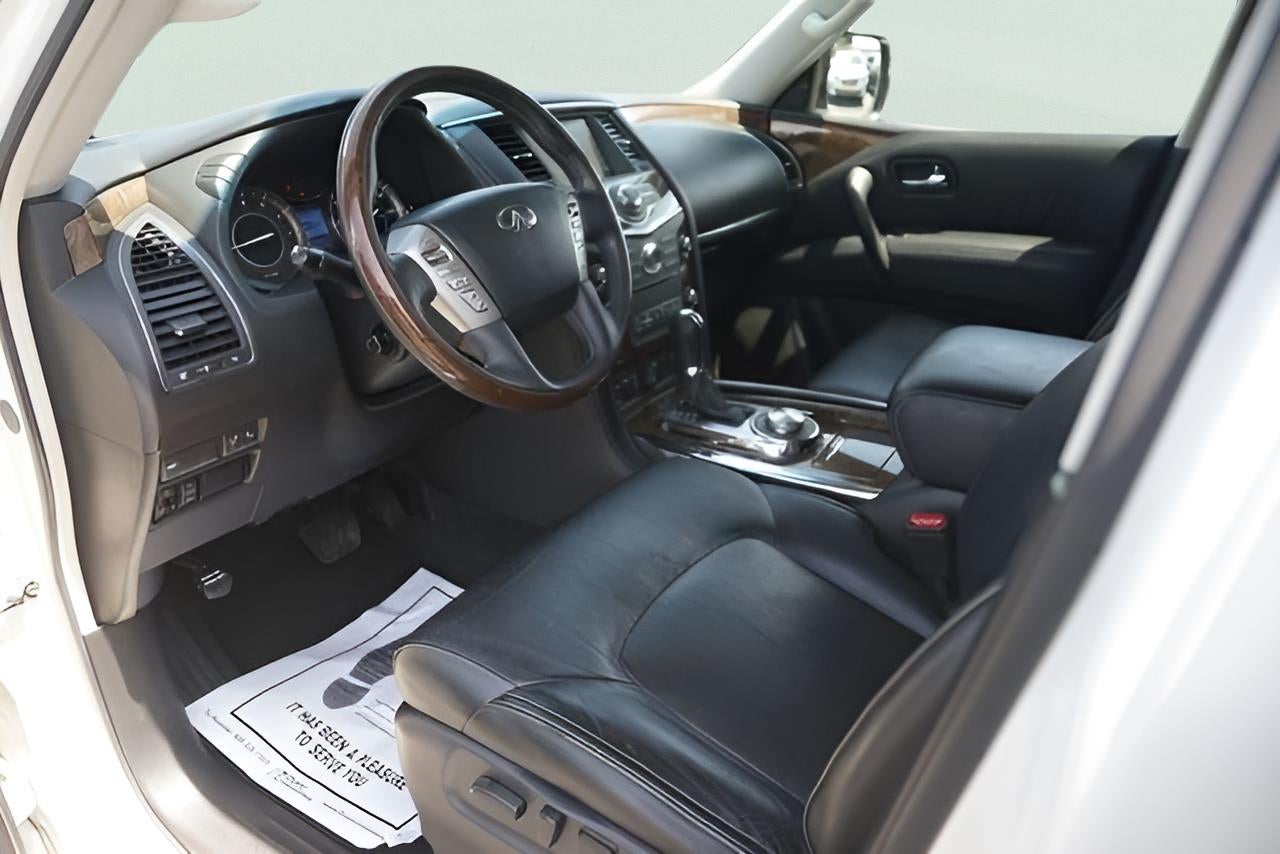 2017 INFINITI QX80 Base