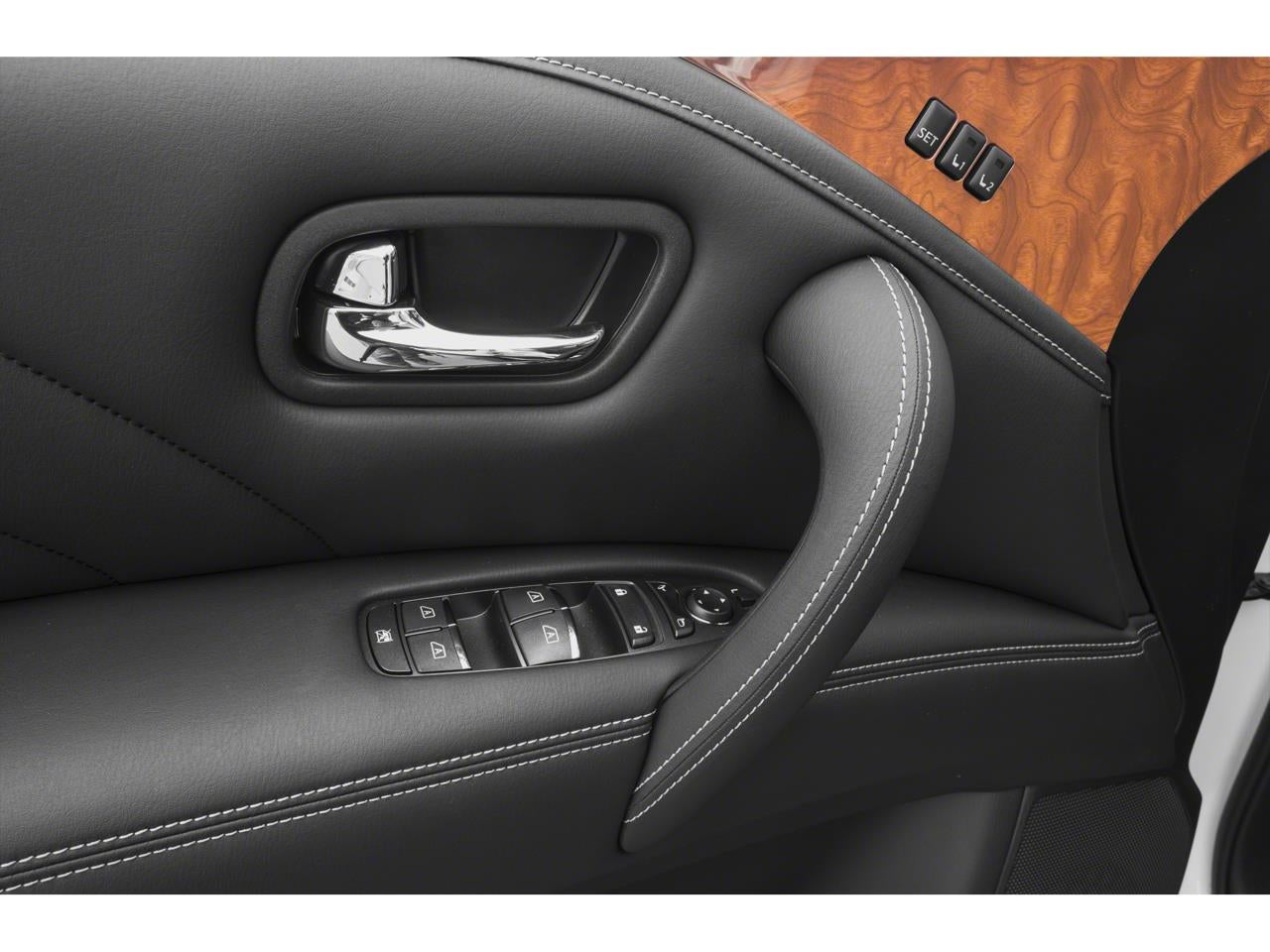 2015 INFINITI QX80 Base