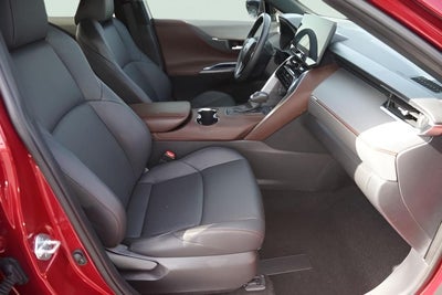 2023 Toyota Venza XLE