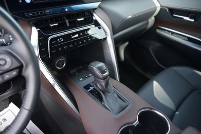 2023 Toyota Venza XLE