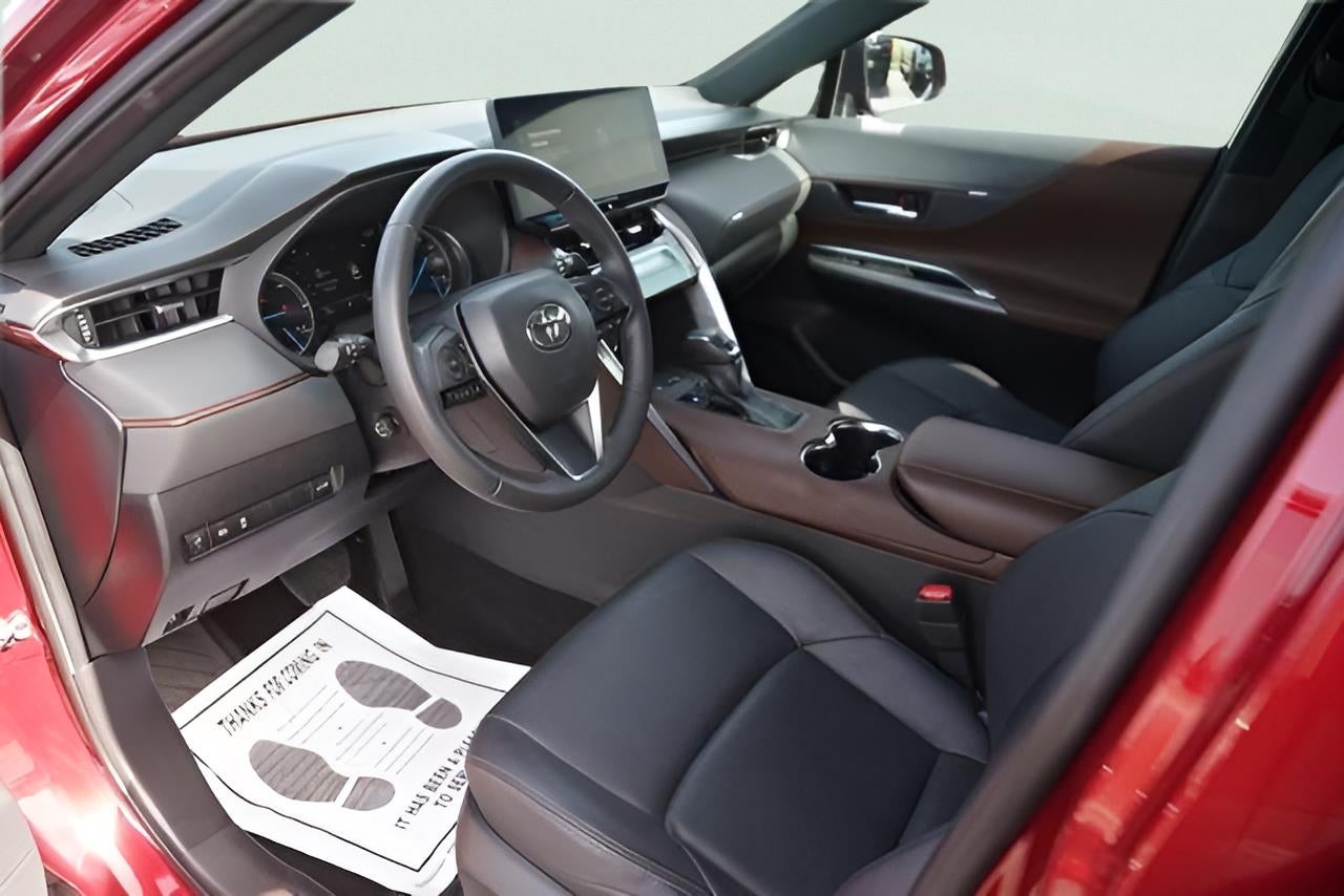 2023 Toyota Venza XLE