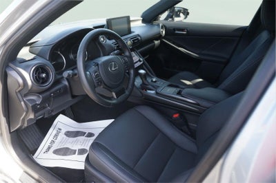2025 Lexus IS IS 350 F SPORT Design