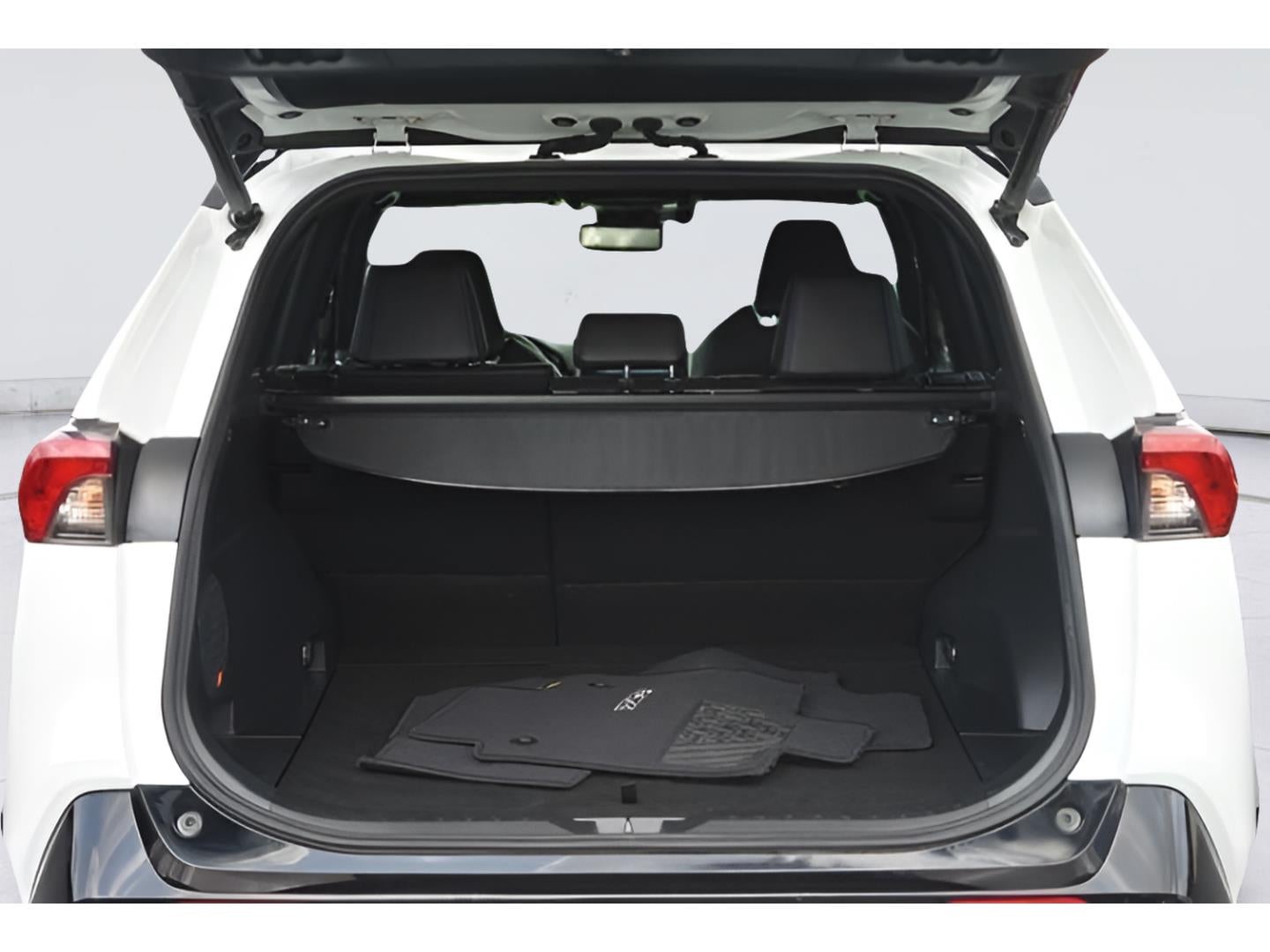 2019 Toyota RAV4 Hybrid XSE