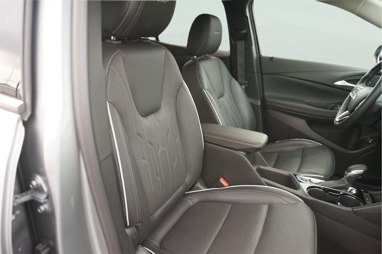 2025 Buick Encore GX Avenir
