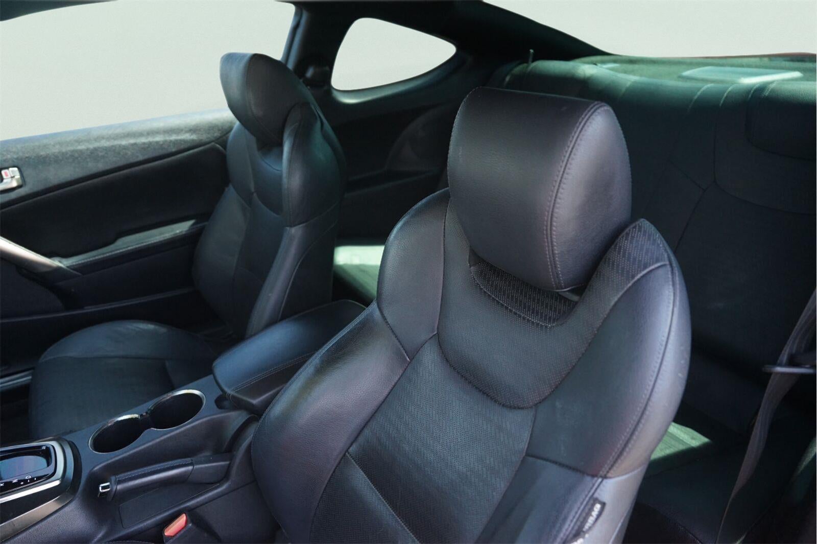 2016 Hyundai Genesis Coupe 3.8L Ultimate