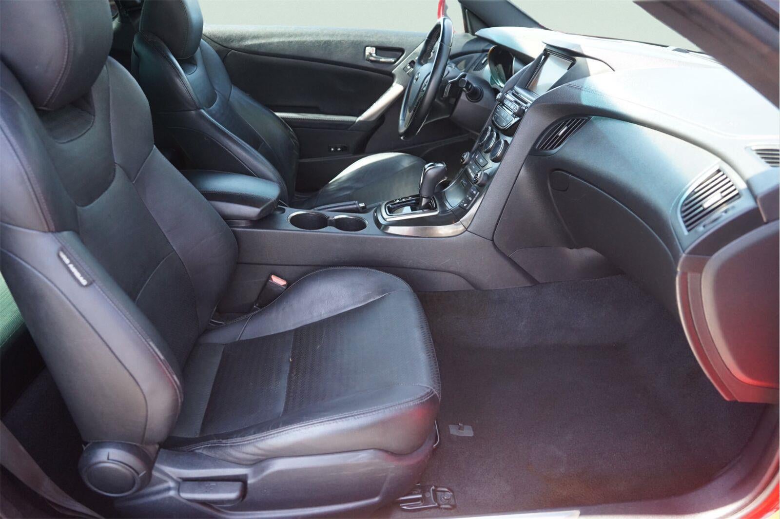 2016 Hyundai Genesis Coupe 3.8L Ultimate