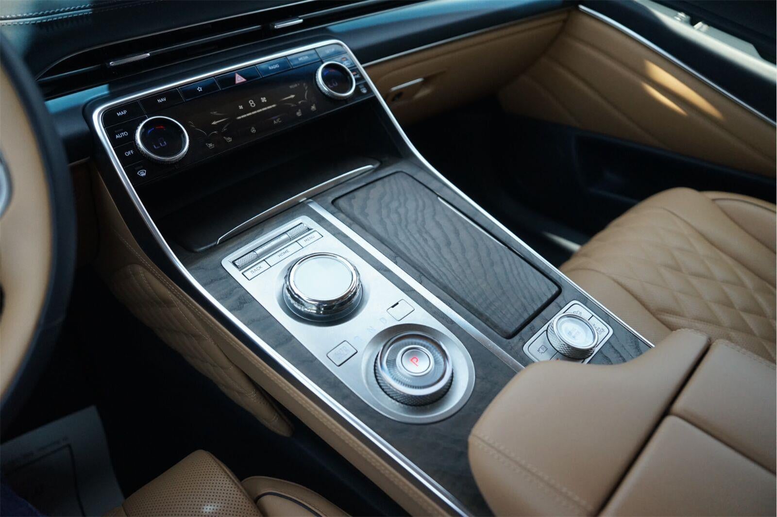 2024 Genesis Gv80 Base