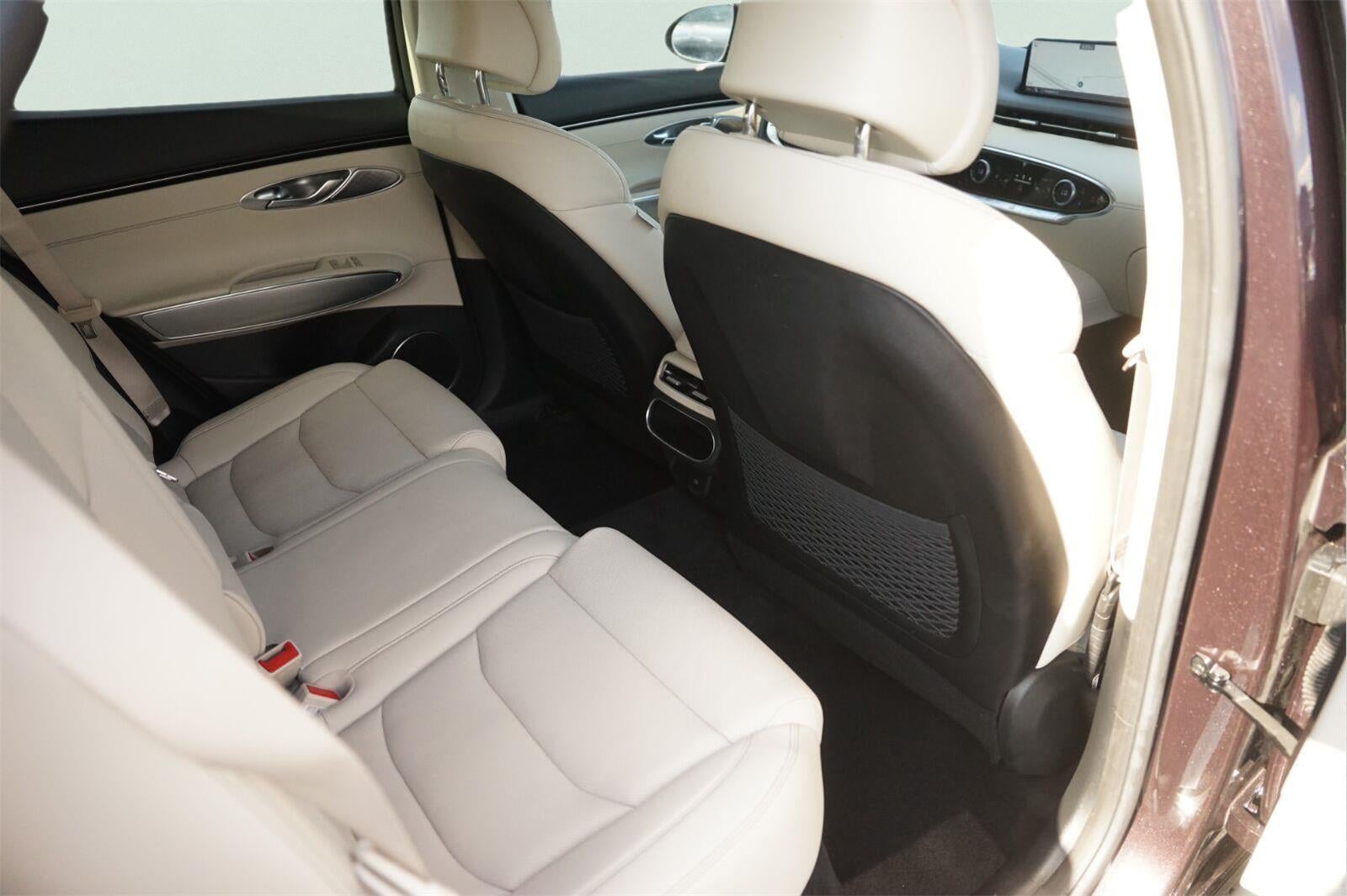 2022 Genesis GV70 2.5T