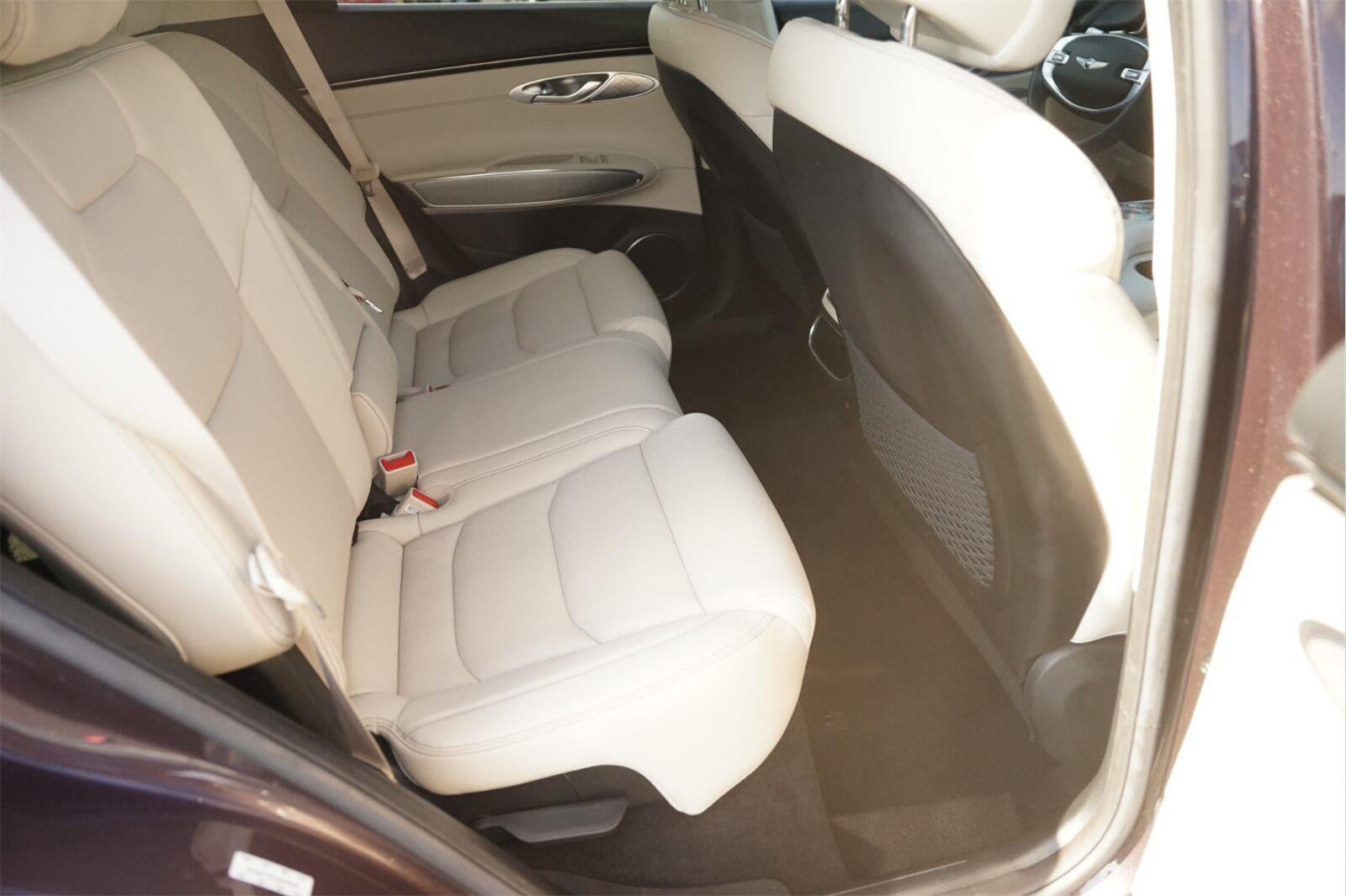 2022 Genesis GV70 2.5T
