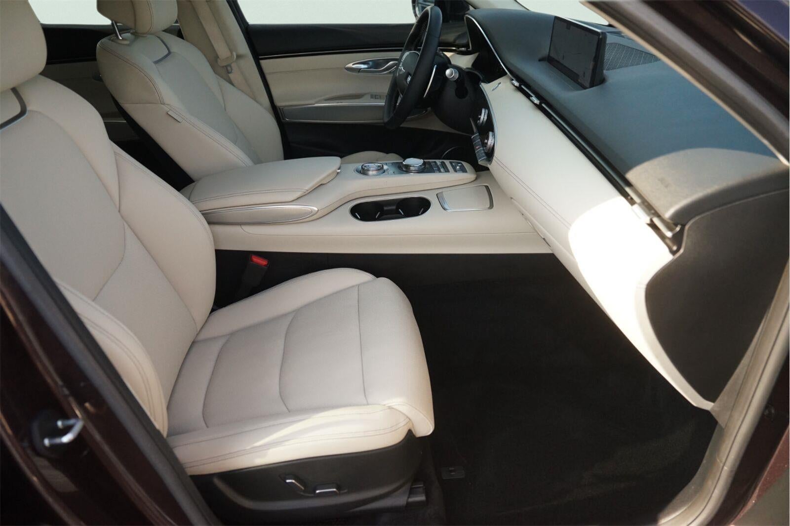 2022 Genesis GV70 2.5T