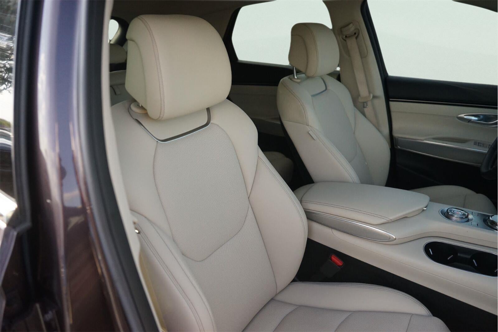 2022 Genesis GV70 2.5T