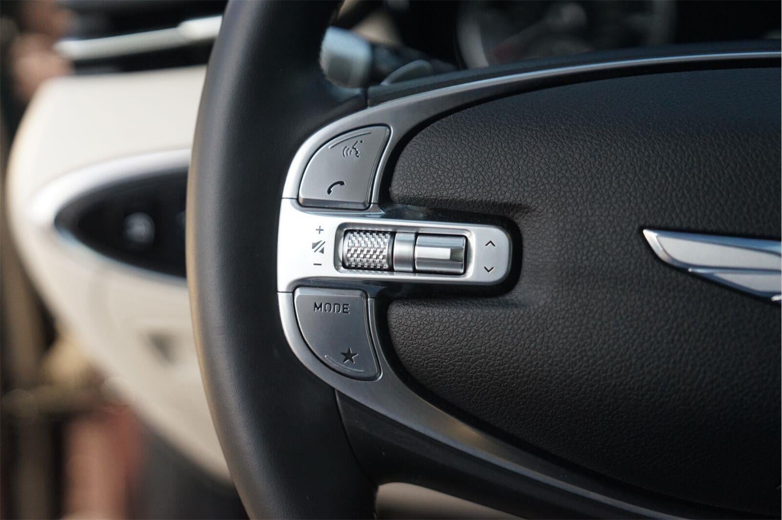 2022 Genesis GV70 2.5T