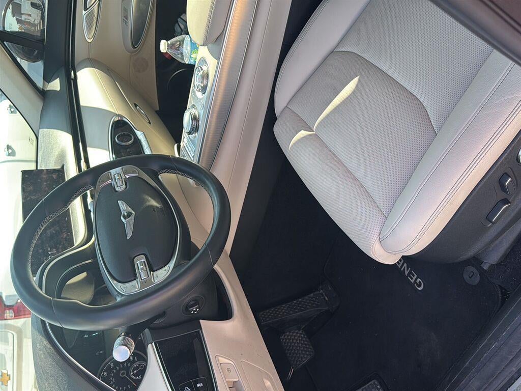 2022 Genesis Gv70 2.5T