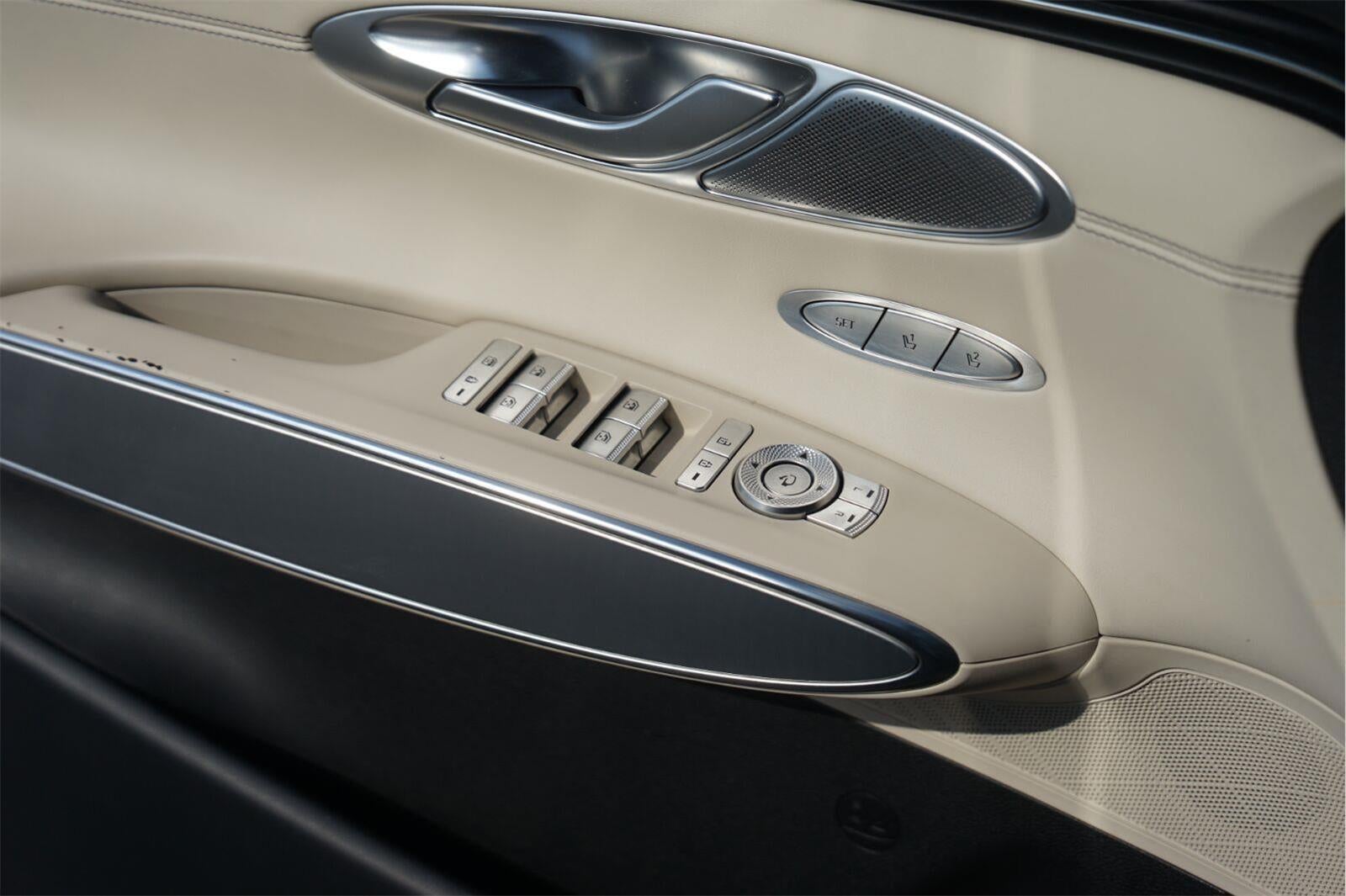2022 Genesis GV70 2.5T