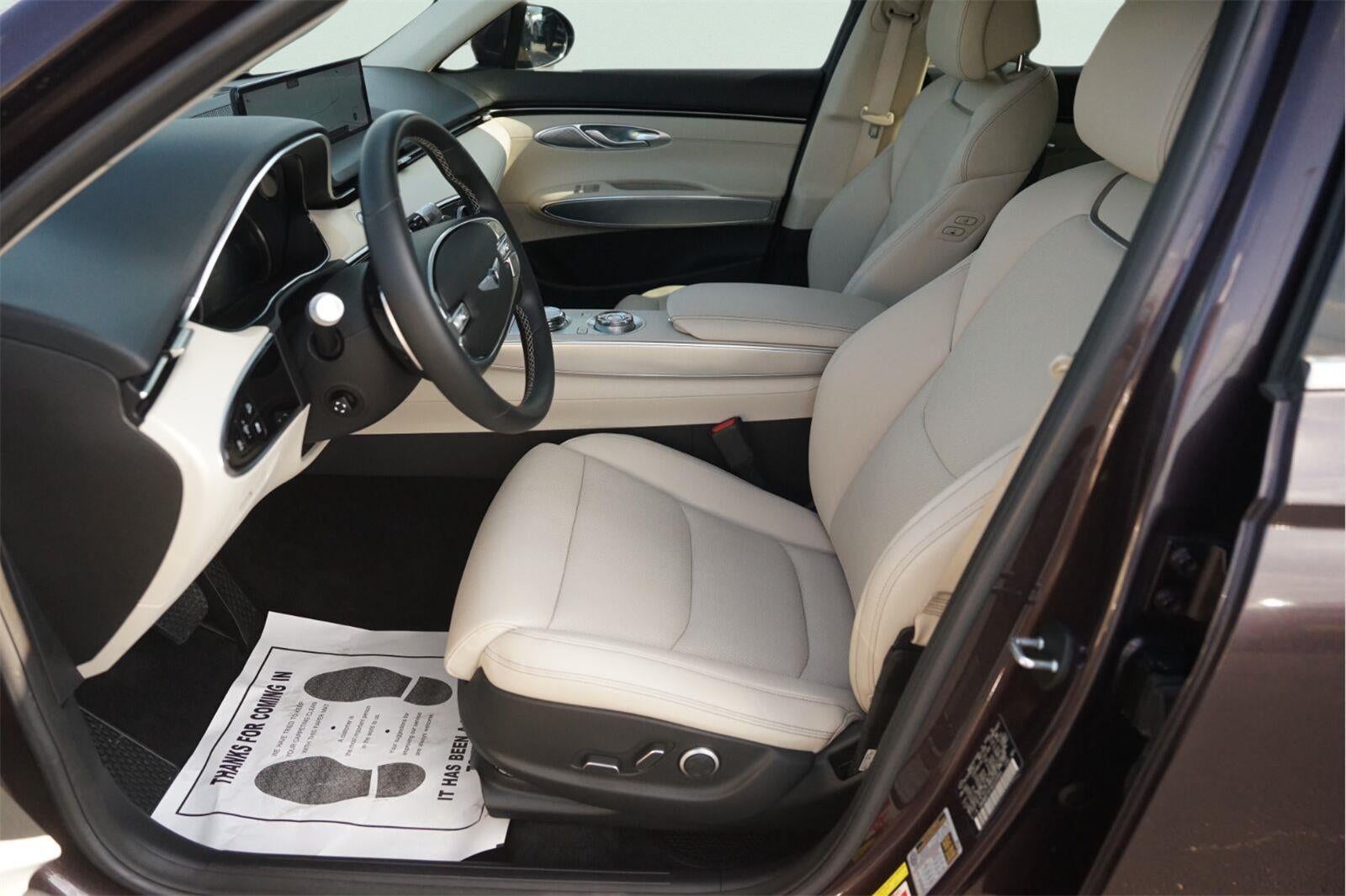 2022 Genesis GV70 2.5T