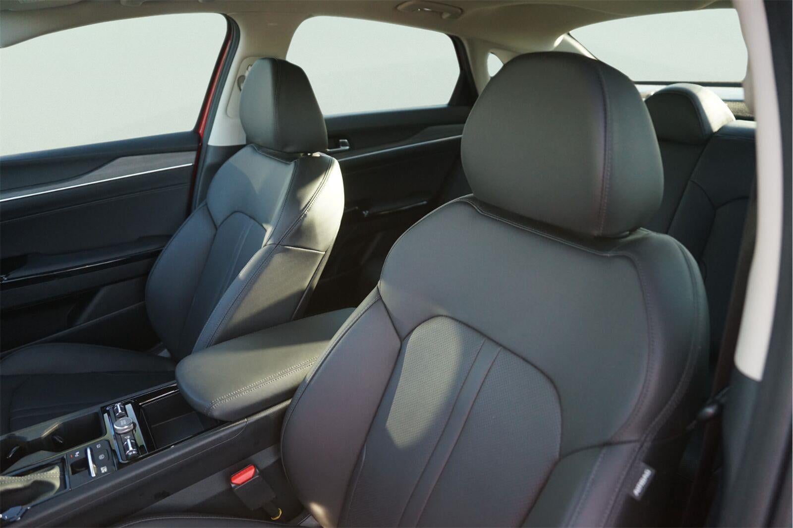 2025 Kia K5 EX