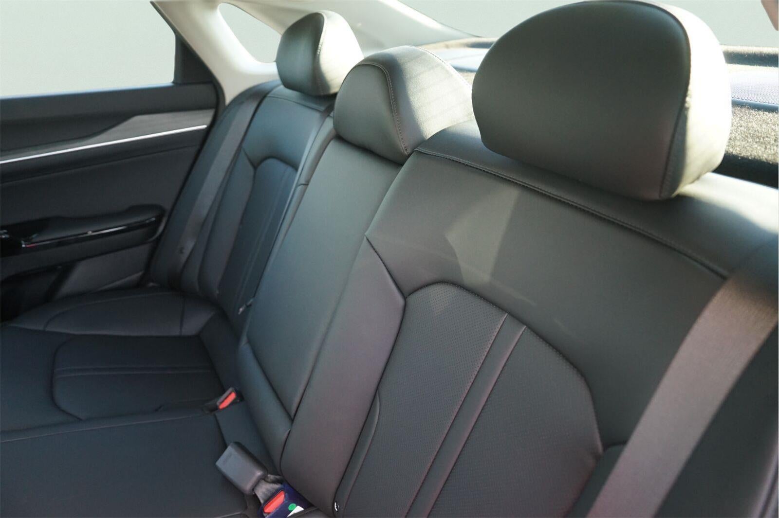 2025 Kia K5 EX