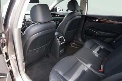 2019 Kia Cadenza Technology
