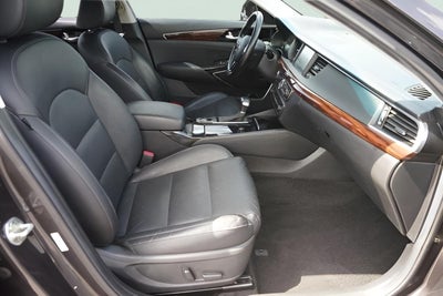 2019 Kia Cadenza Technology