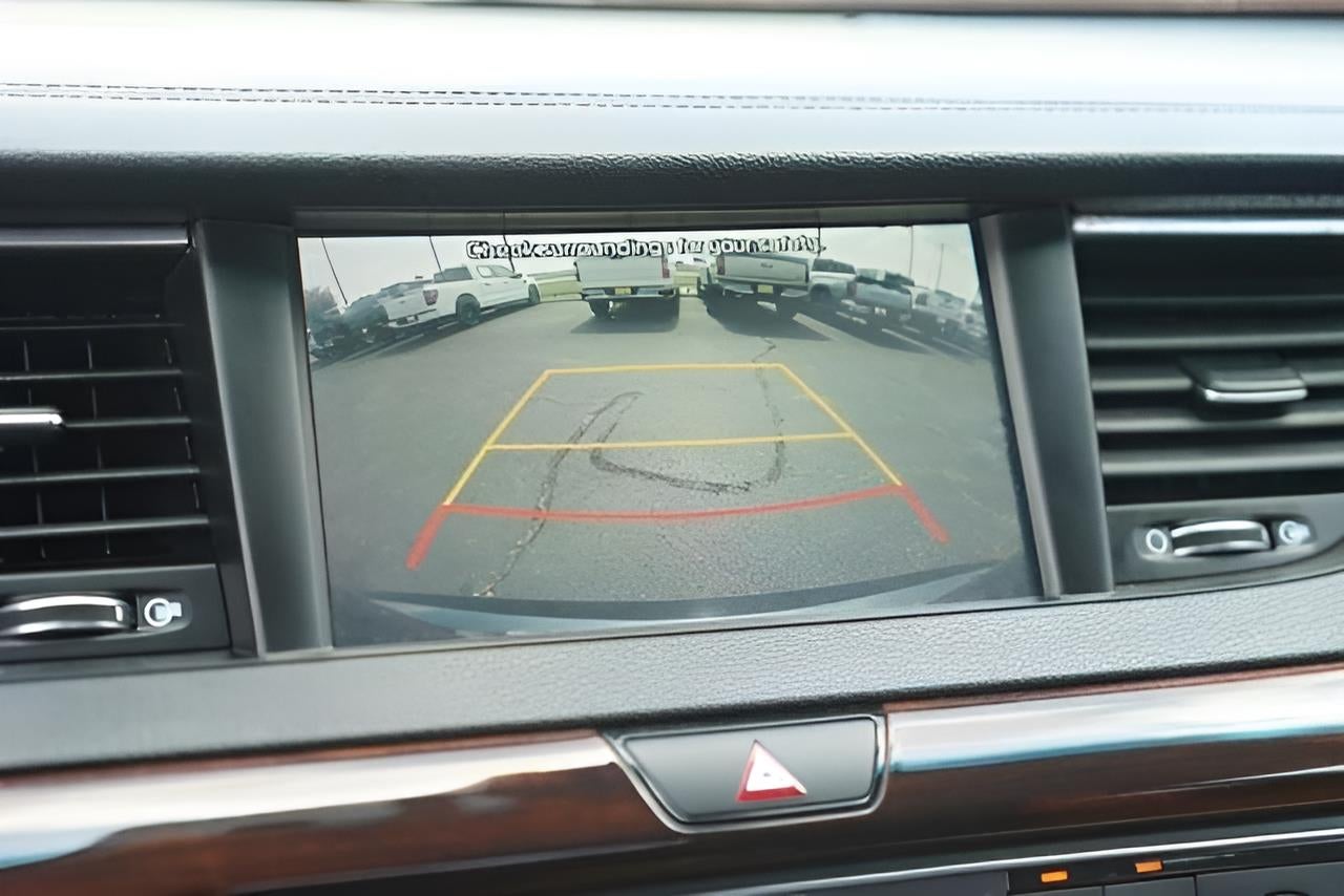 2019 Kia Cadenza Technology
