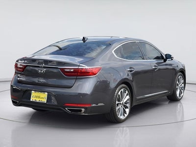 2019 Kia Cadenza Technology