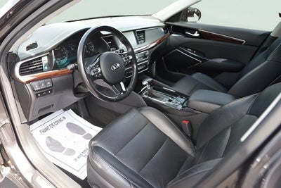 2019 Kia Cadenza Technology