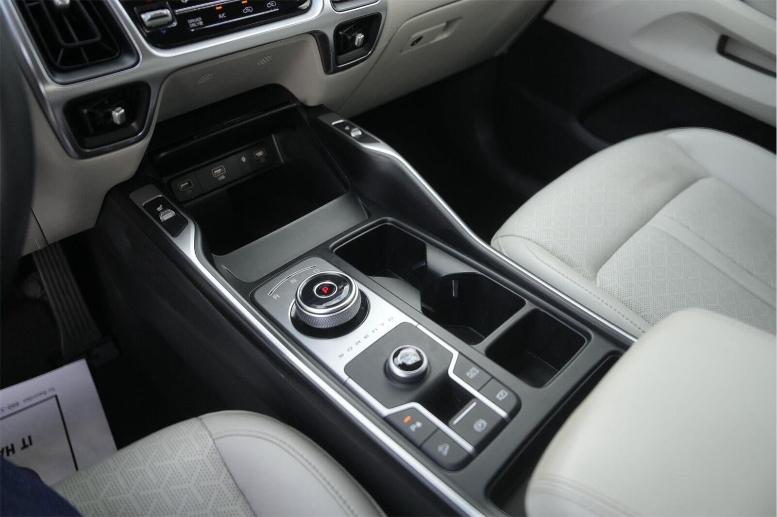 2023 Kia Sorento Hybrid EX