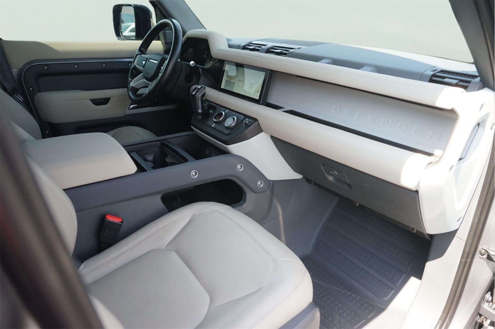 2023 Land Rover Defender S