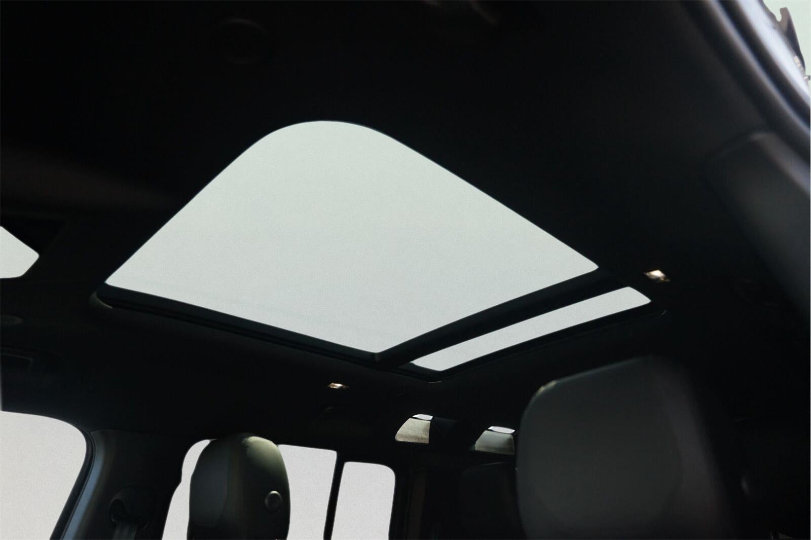 2023 Land Rover Defender S