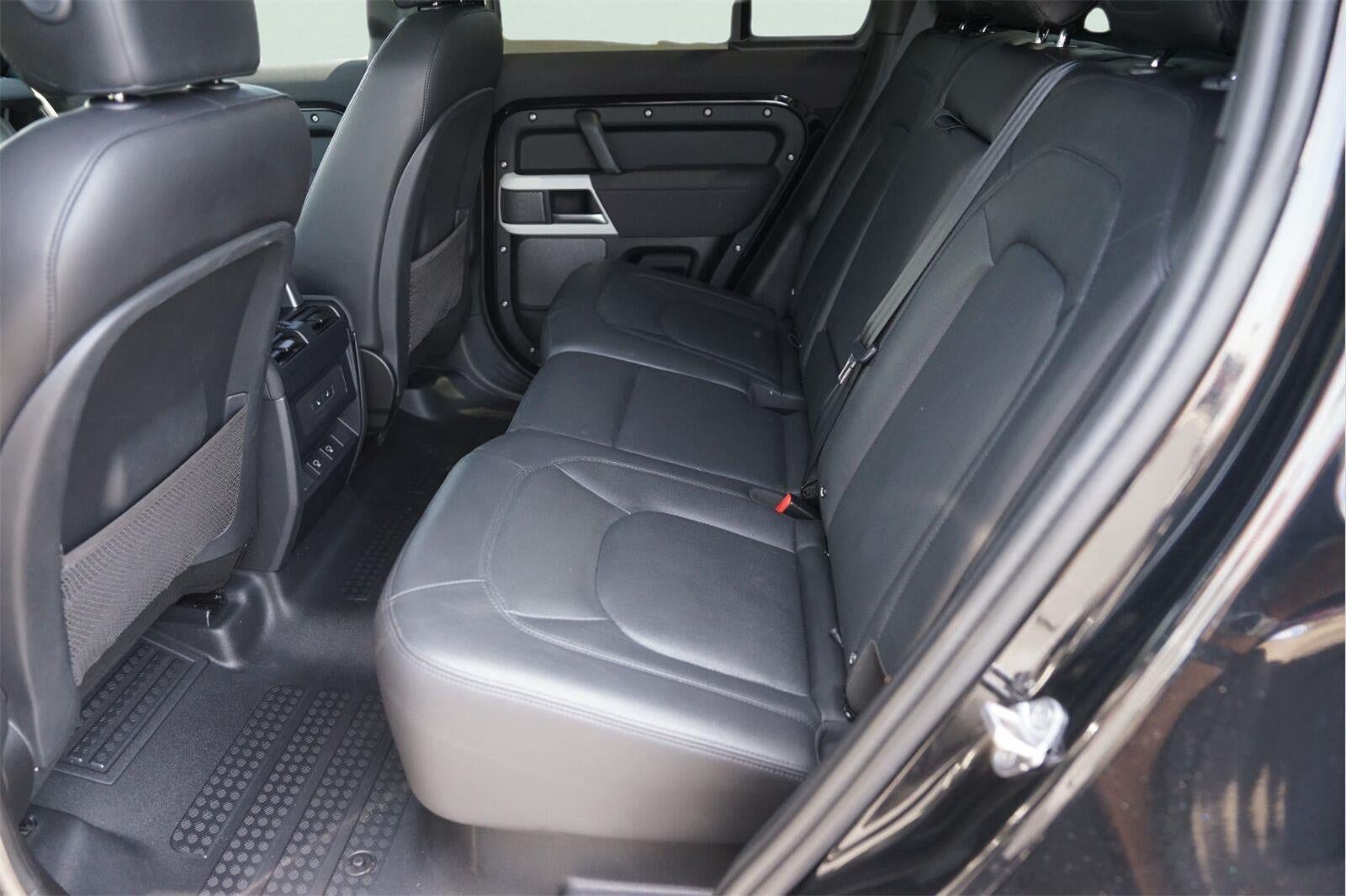 2023 Land Rover Defender S