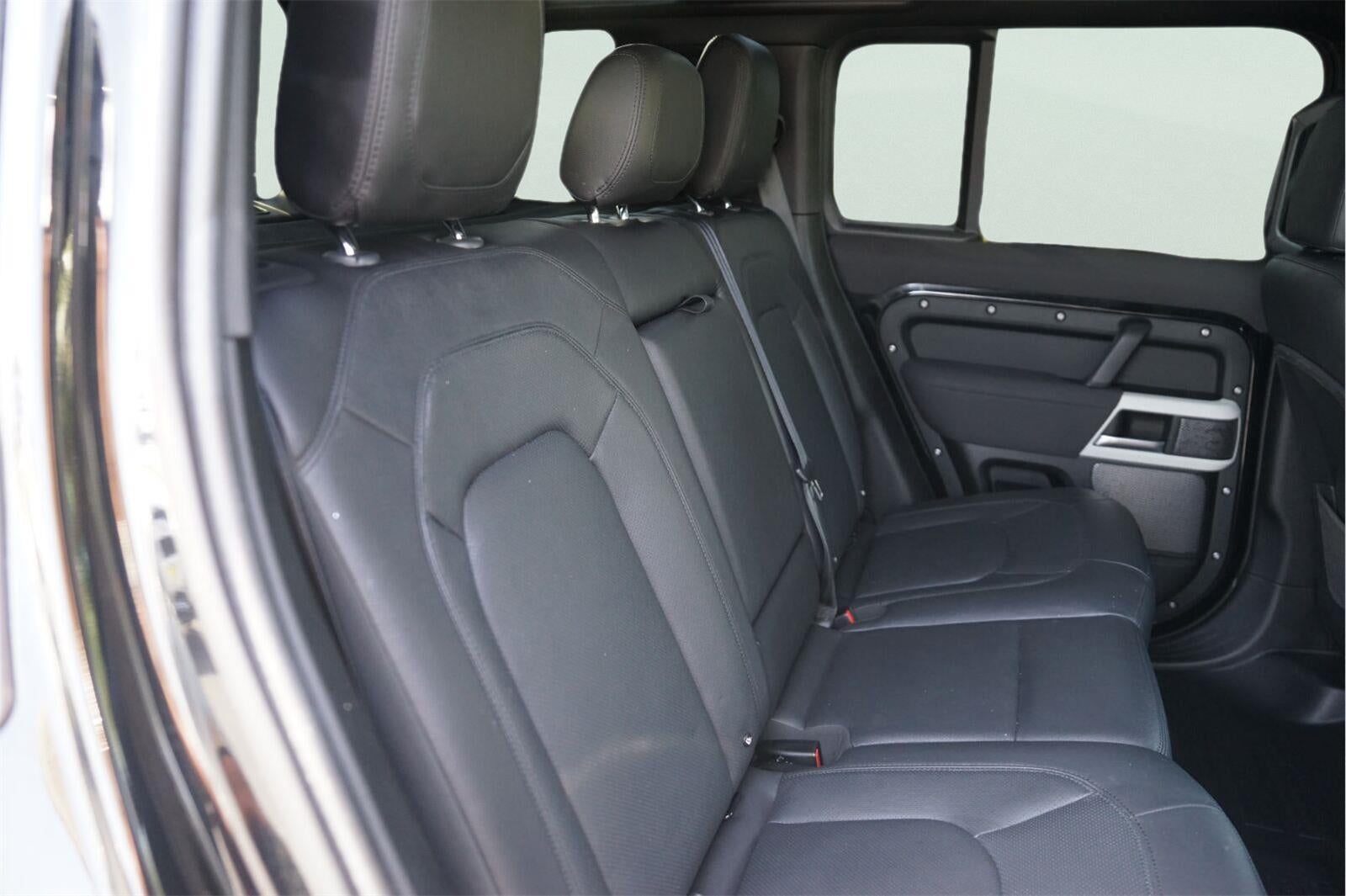 2023 Land Rover Defender S