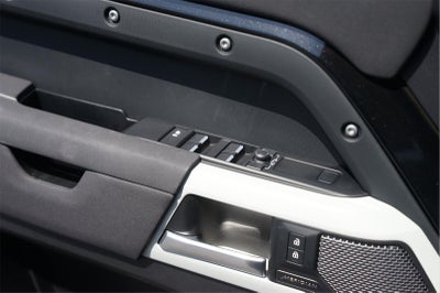 2023 Land Rover Defender S