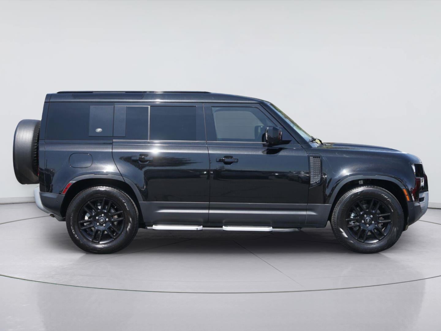 2023 Land Rover Defender S