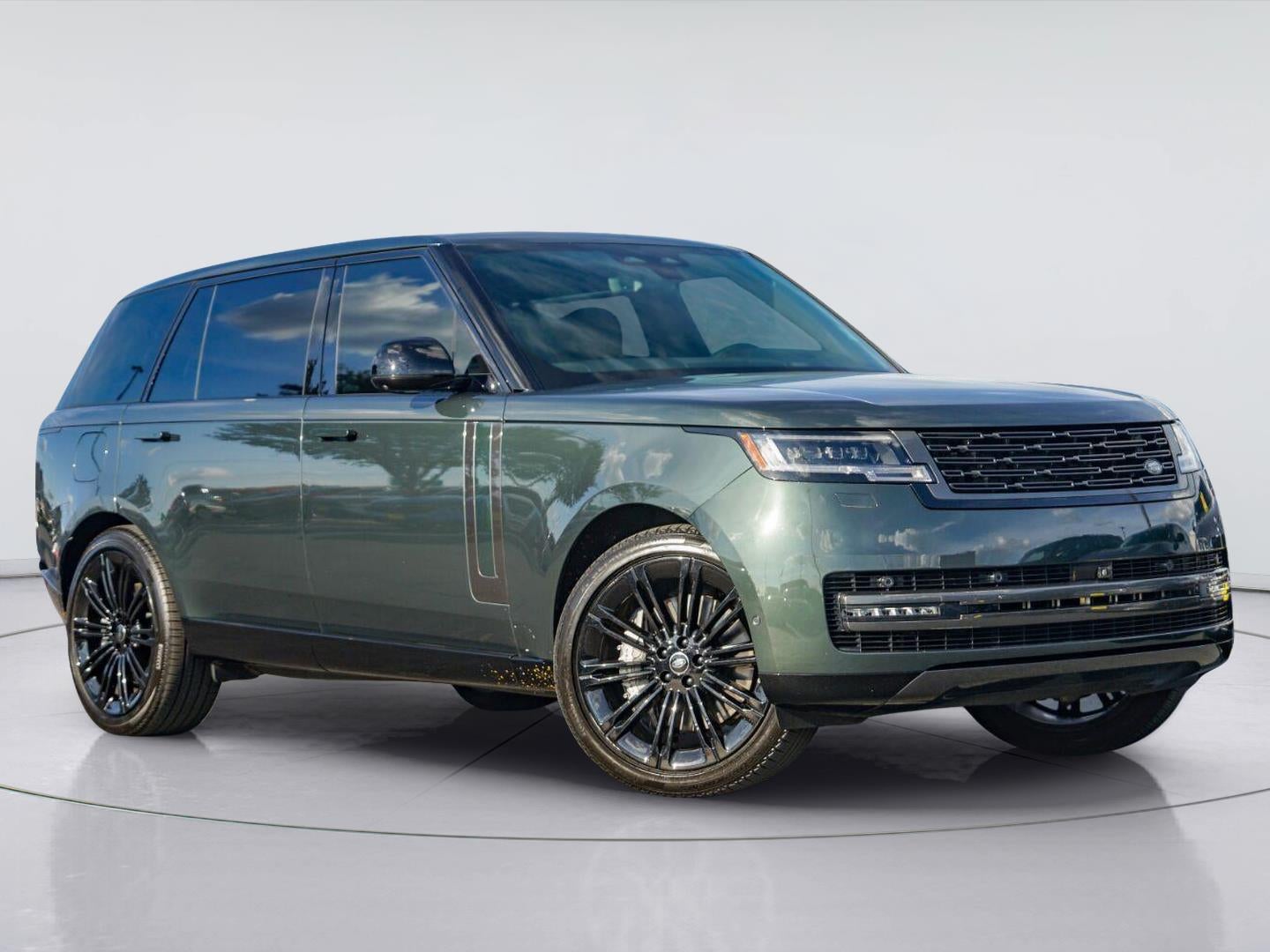 2025 Land Rover Range Rover SE