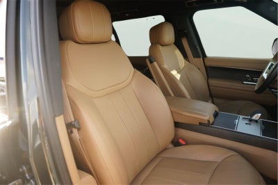 2025 Land Rover Range Rover SE