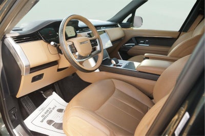 2025 Land Rover Range Rover SE